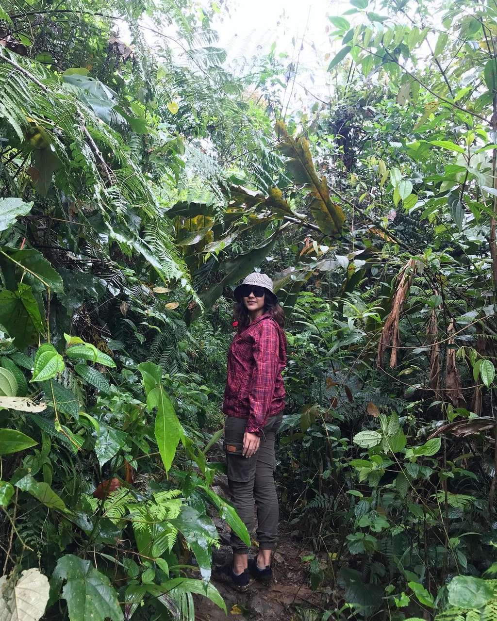 Potret Birgita Putri 'Si Copet Cantik' Anak Buah Saep Preman Pensiun, Beda Drastis di Kehidupan Nyata!