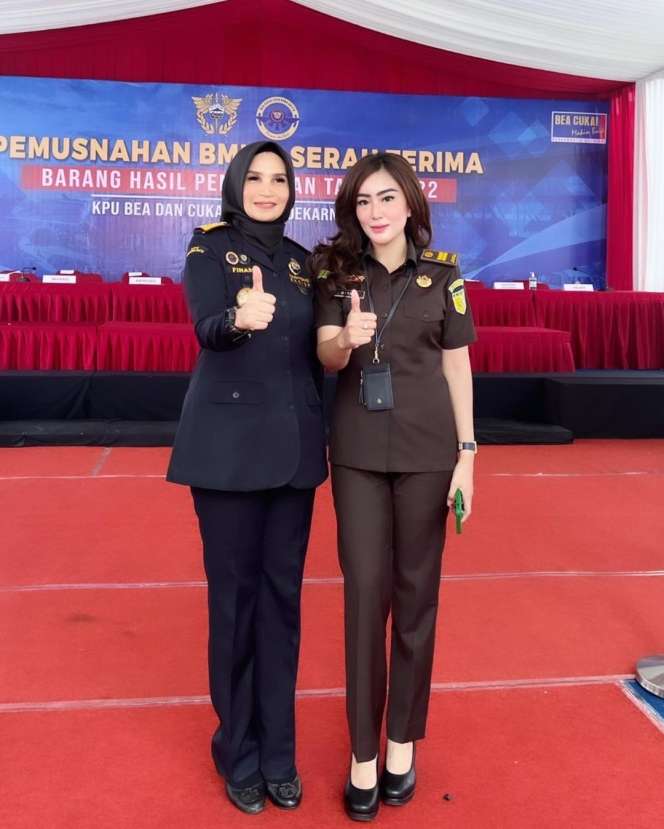 Potret Jaksa Cantik yang Bikin Geger Jagat Maya, Sosoknya Bukan Orang Sembarangan