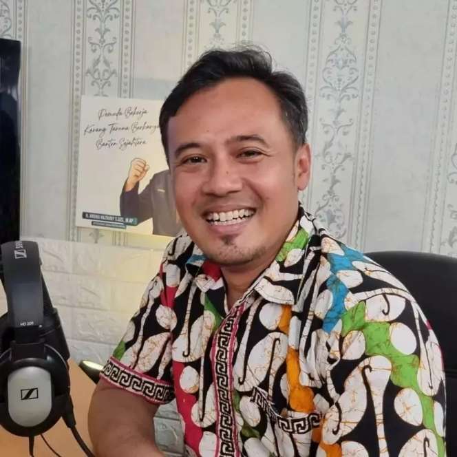 Potret Keseharian Sederet Artis yang Kini Pilih Jadi PNS