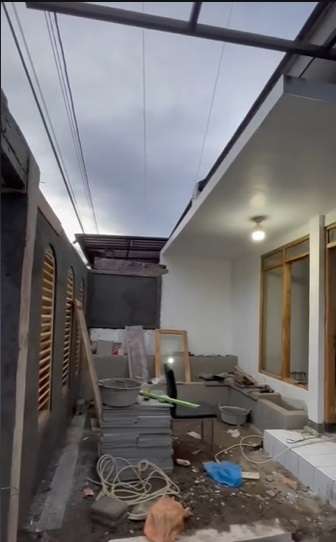 Potret Renovasi Rumah Ala Coffee Shop, Bikin Nongkrong Jadi Lebih Asyik!