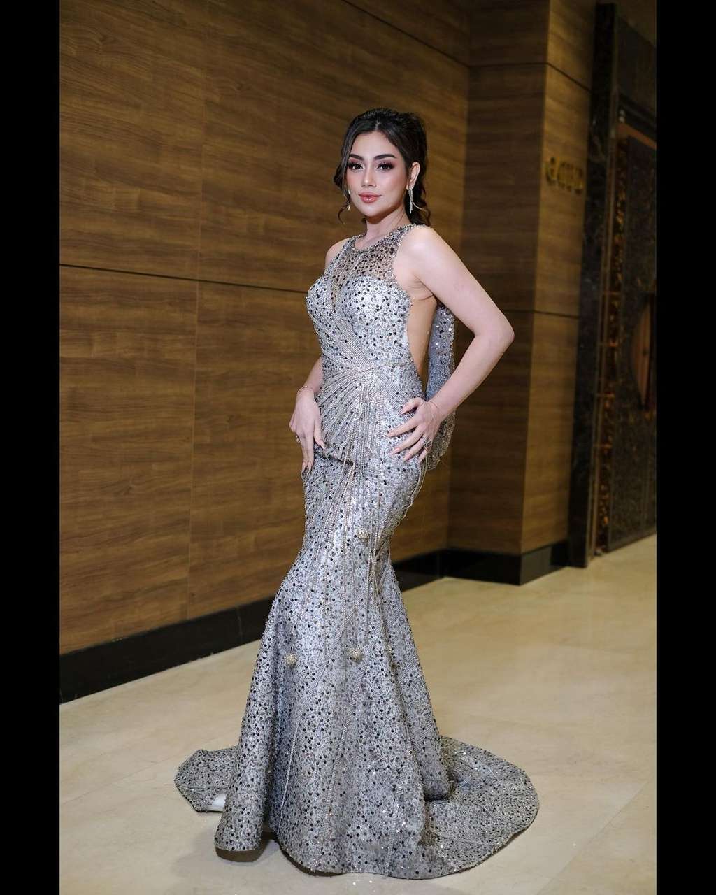 10 Adu Gaya Celine Evangelista VS Natasha Wilona, Sesama Bidadari TV & Mantan Stefan William, Siapa Lebih Keren?
