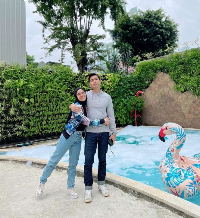 Potret Artis yang Sempat Tinggal Bareng Mertua Setelah Menikah, Nia Ramadhani Paling Disorot