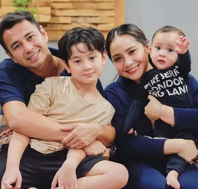 Potret Artis yang Sempat Tinggal Bareng Mertua Setelah Menikah, Nia Ramadhani Paling Disorot