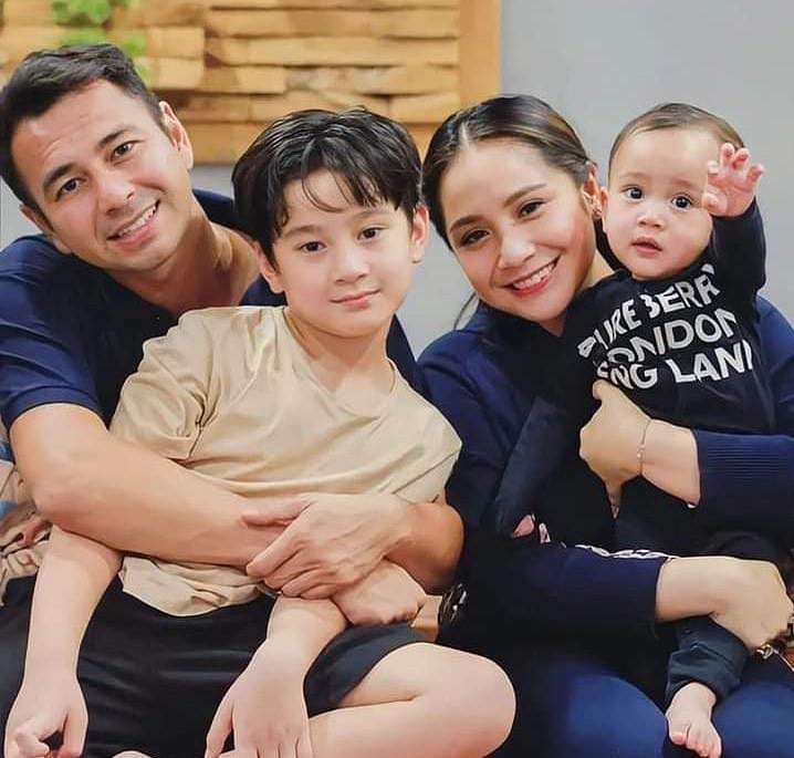 Potret Artis yang Sempat Tinggal Bareng Mertua Setelah Menikah, Nia Ramadhani Paling Disorot