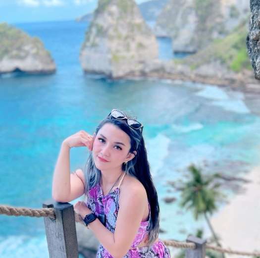 Ingat Madona, Istri Ubed di Preman Pensiun? Ternyata Pedangdut D’Academy, Gayanya di Dunia Nyata Seksi Abis