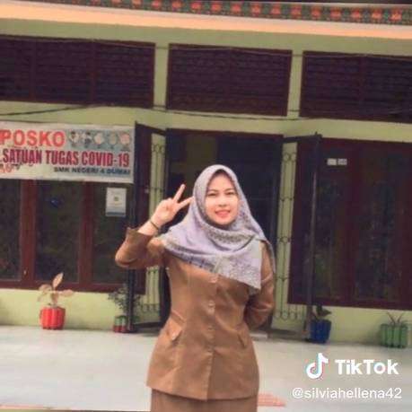 Potret Mantan Murid Nikahi Pengajarnya: Dulu Panggil Bu Guru, Kini Ibu dari Anak-anakku