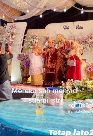 Potret Mantan Murid Nikahi Pengajarnya: Dulu Panggil Bu Guru, Kini Ibu dari Anak-anakku