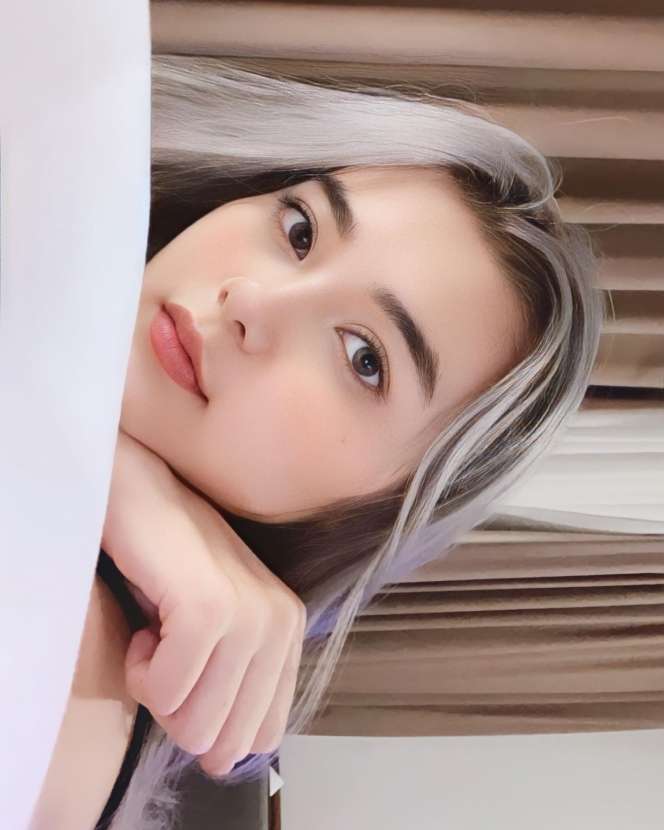10 Pesona Cesen JKT 48, Istri Marshel Widianto yang Baru Terekspos, Disebut Mirip Celine Evangelista