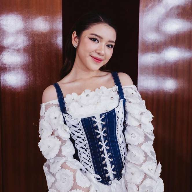 10 Adu Gaya Tiara Andini VS Nissa Asyifa, yang Digosipkan Hamil Anak Alshad Ahmad, Mana Lebih Cantik?