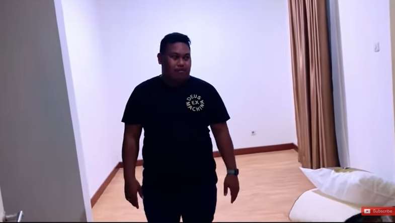 10 Potret Rumah Mewah Ajudan Pribadi, Pemulung Mendadak Jadi Sultan, Kini Ditangkap Atas Kasus Penipuan Rp1,3 M