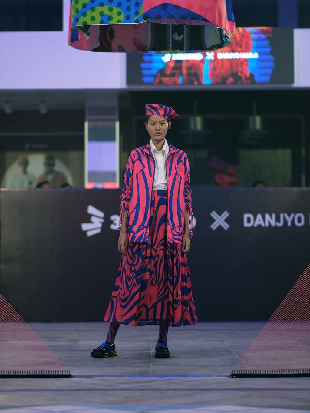 Koleksi 'Jalan-jalan' dari Brand Fashion Lokal, Kece!