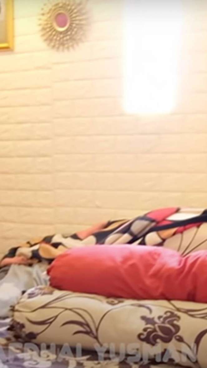 Potret Kamar Sensen Asisten Raffi Ahmad yang Jarang Terekspos, Kasur Merah Besar Bikin Salfok!