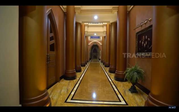 10 Adu Mewah Rumah Alshad Ahmad VS Tiara Andini, Yang Satu Istana Rp300 Miliar, Bak Bumi & Langit?