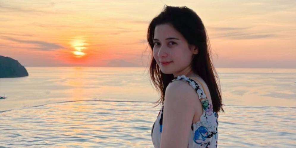 Pesona Iris Wullur yang Dijuluki Ibu-Ibu Tercantik Se-TikTok