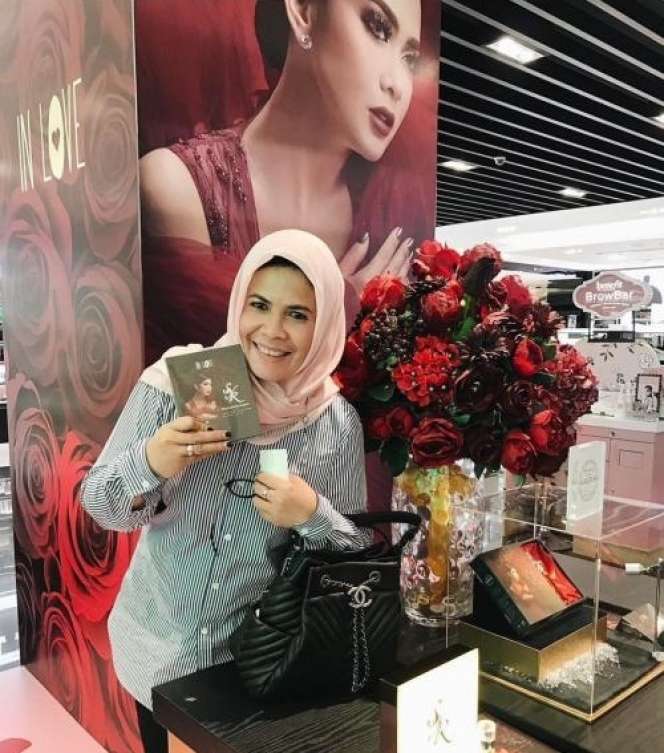 7 Potret Koleksi Tas Mewah Istri Sekda Riau yang Viral, Totalnya Rp1,12 Miliar, Kini Ngaku Barang KW
