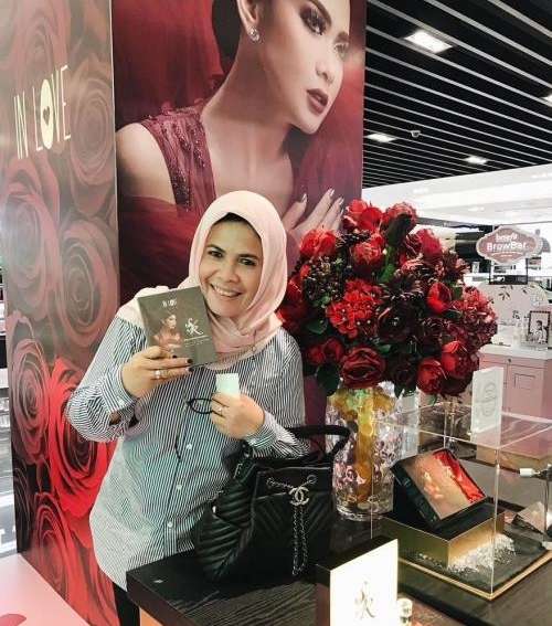 7 Potret Koleksi Tas Mewah Istri Sekda Riau yang Viral, Totalnya Rp1,12 Miliar, Kini Ngaku Barang KW