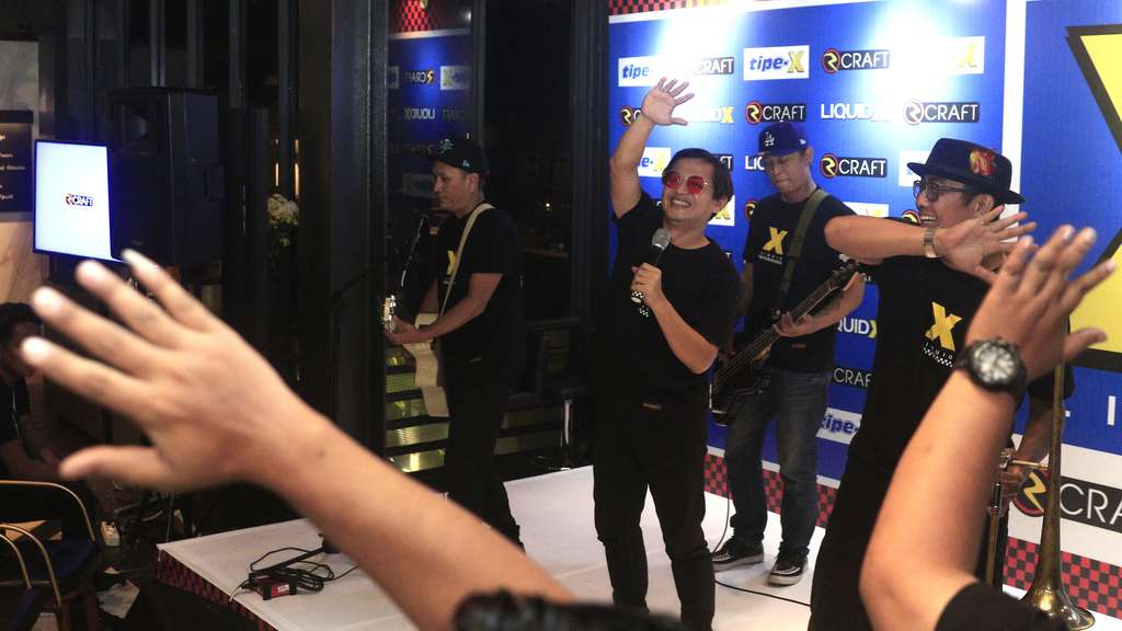 FOTO: Gebrakan Baru Band TIPE-X