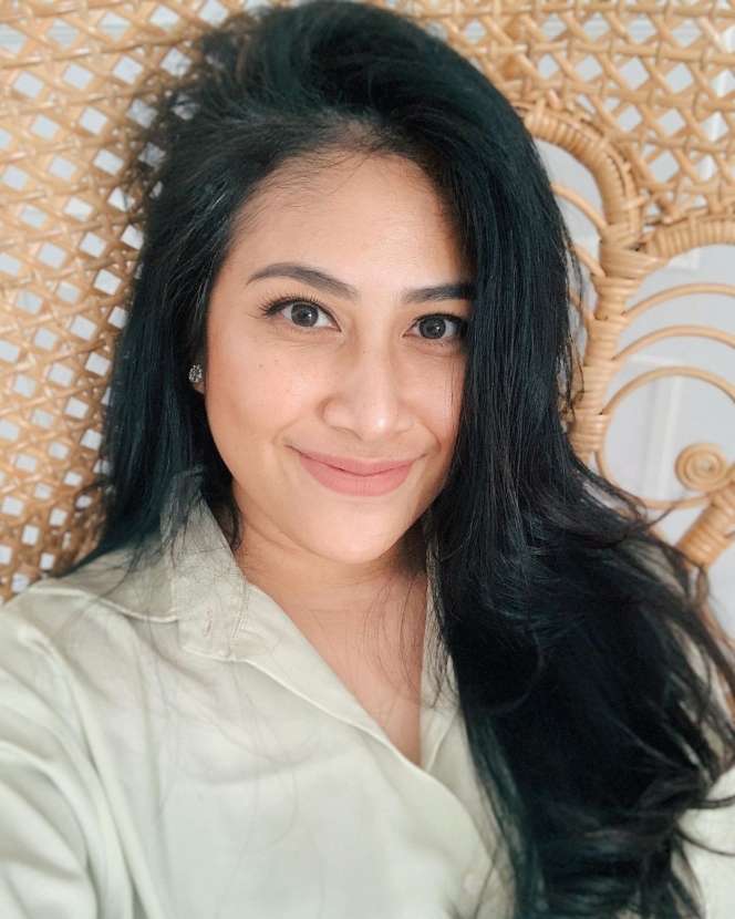 Potret Gadis Sadiqah Kakak Alshad Ahmad yang Jadi Sorotan, Ternyata Adik Ipar Wulan Guritno