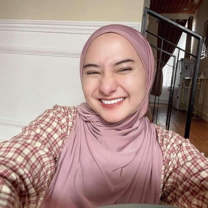 Masih Ingat Nadzira Shafa? Istri Mendiang Ammer Azzikra, Begini Kabar dan Nasibnya Sekarang