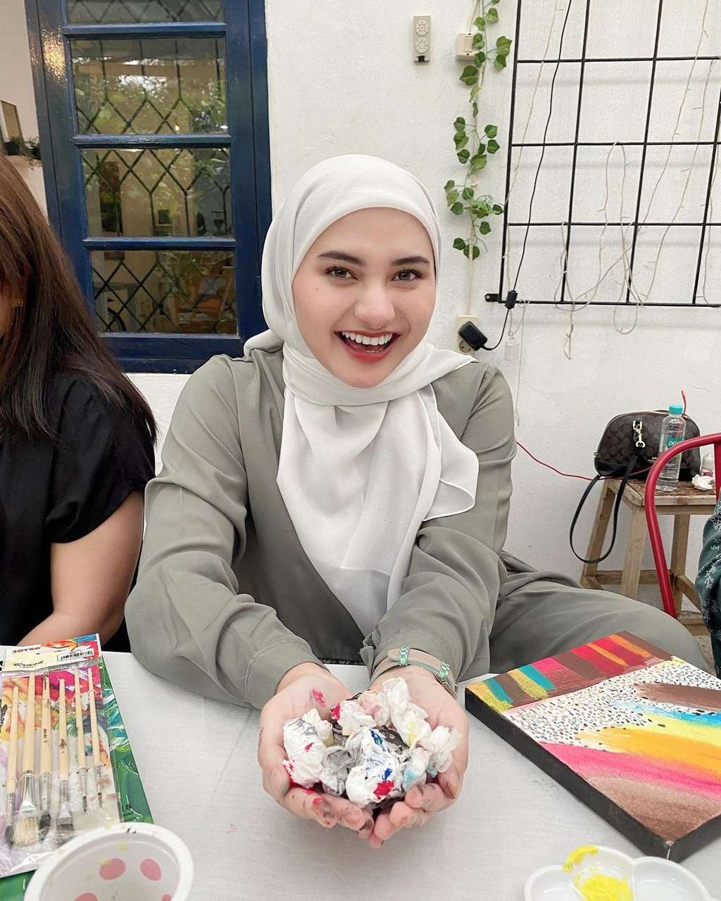 Masih Ingat Nadzira Shafa? Istri Mendiang Ammer Azzikra, Begini Kabar dan Nasibnya Sekarang