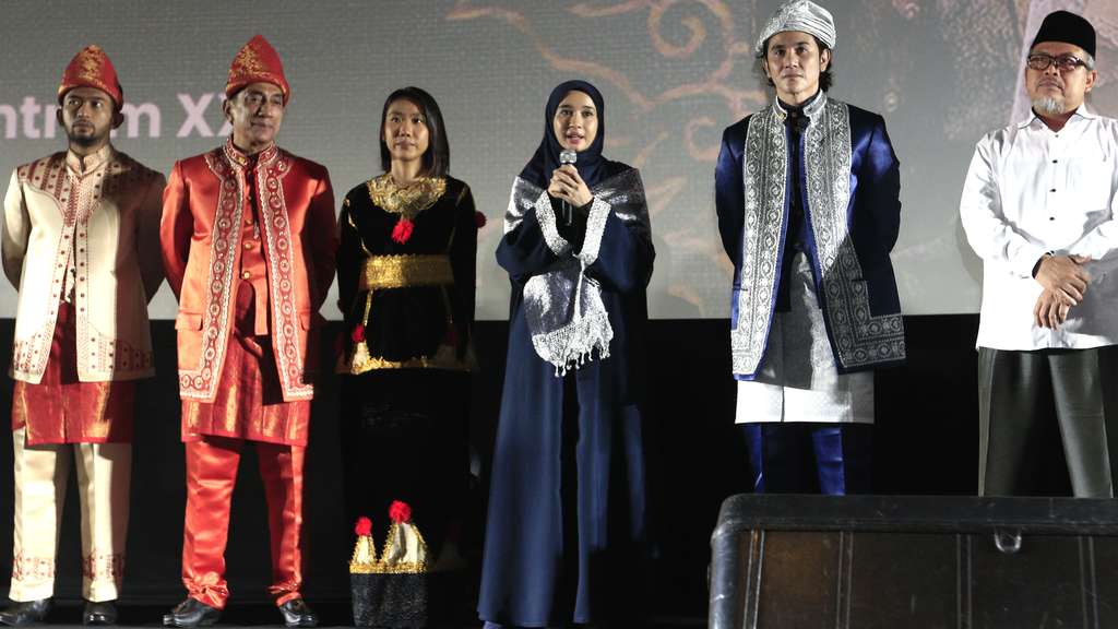 Cerita Laudya Chintya Bella Jadi Istri Buya Hamka, Penampilannya Disorot