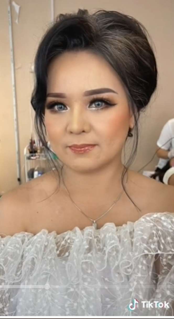 Viral Transformasi Tante-Tante Penuh Flek Hitam Dimakeup Jadi Bak ABG, Berondong Auto Kepincut!