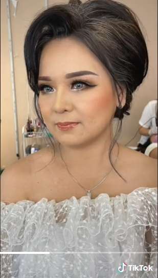 Viral Transformasi Tante-Tante Penuh Flek Hitam Dimakeup Jadi Bak ABG, Berondong Auto Kepincut!