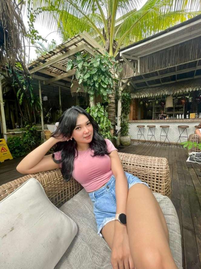 Potret Fakhira Rara Tiktoker yang Populer karena Konten Nge-Gym, Penasaran Penampilan Kesehariannya