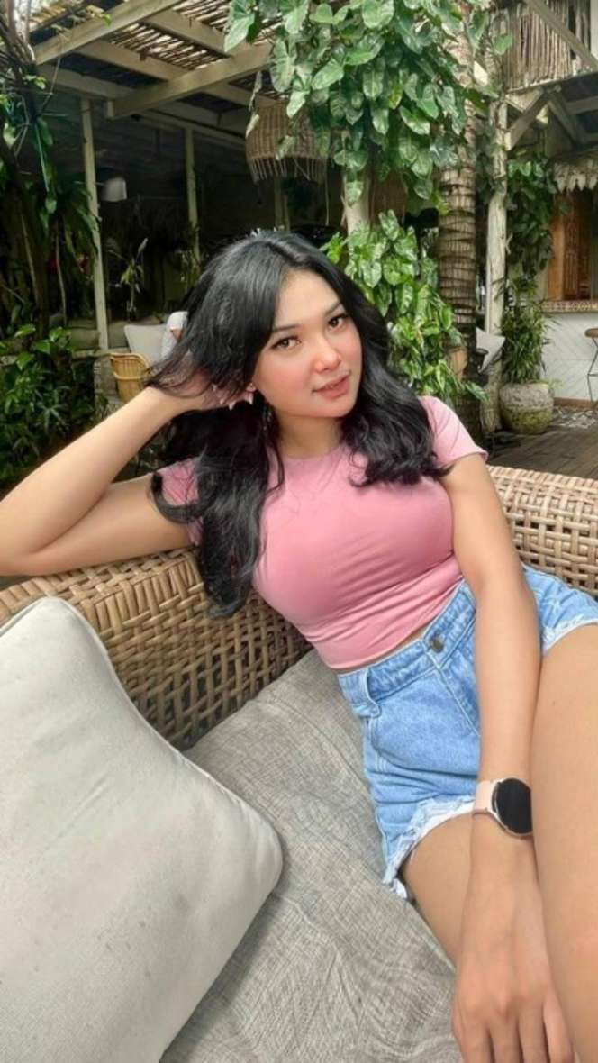 Potret Fakhira Rara Tiktoker yang Populer karena Konten Nge-Gym, Penasaran Penampilan Kesehariannya