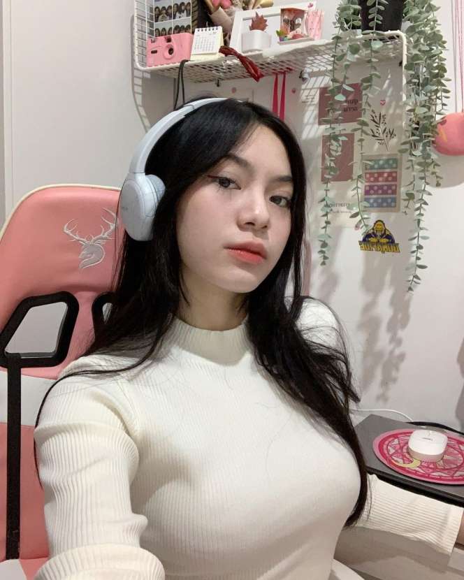 Potret Sosok Niken Andalusia, Seleb TikTok yang Kerap Tampil Menggoda, Cantiknya Bikin Resah Warganet!