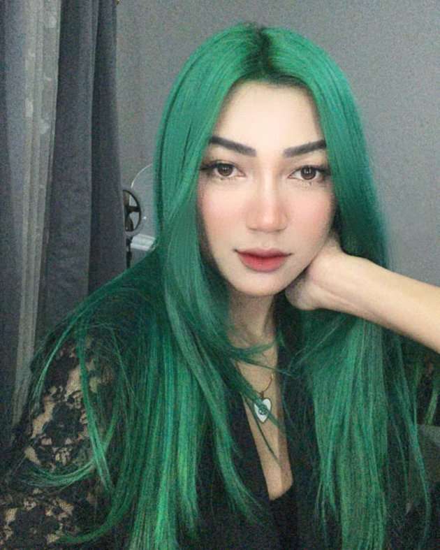 Potret Artis yang Jalani Ramadan dan Puasa Pertama Setelah menjadi Mualaf 