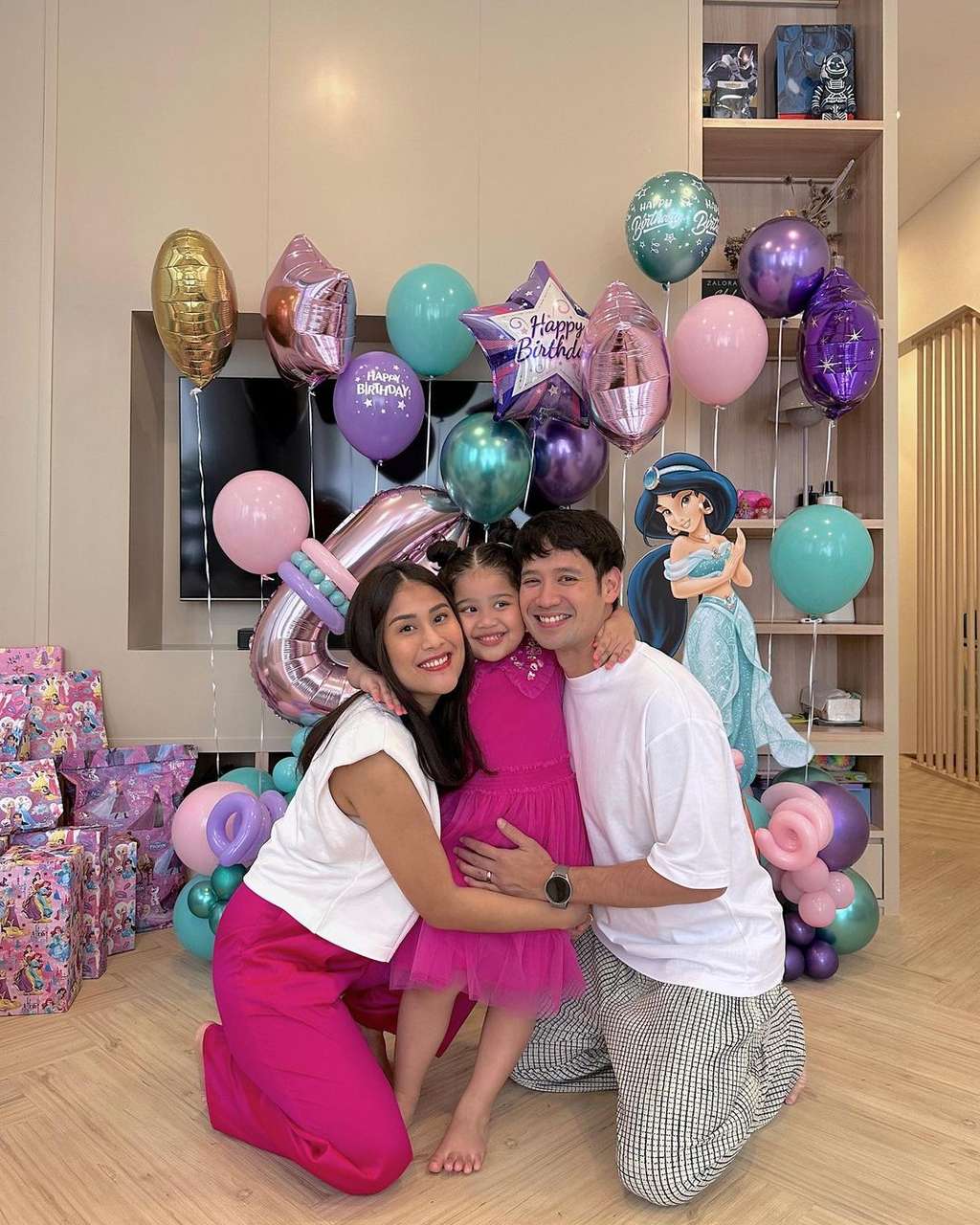 Adu Gaya Gya VS Gadis Sadiqah, Kakak Alshad Ahmad yang Wajahnya bak Saudara Kembar