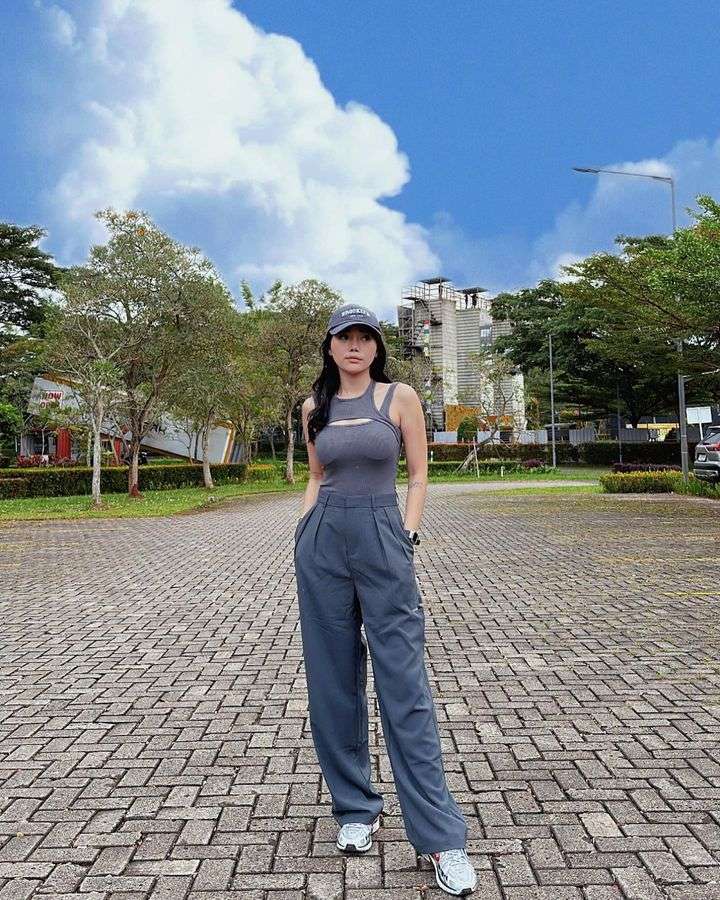 Adu Gaya Wendy Walters VS Rachel Florencia, Keren Mana?