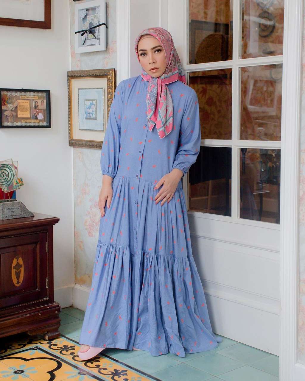 Potret Terbaru Melly Goeslaw yang Nyaris Tak Dikenali!