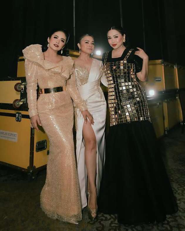 10 Adu Gaya Titi DJ VS Krisdayanti, Sama-Sama Diva dan Ngaku Operasi Plastik, Siapa Lebih Keren?