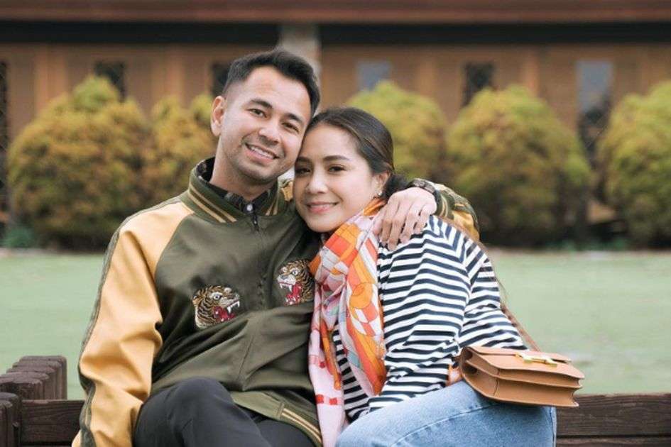 Jagain Jodoh Orang! 10 Artis ini Pacaran Lama Tapi Nikah dengan Orang Lain, Terakhir Paling Nyesek!