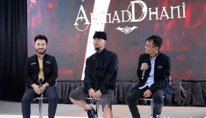 Peringati Ulang Tahun ke-51, Ahmad Dhani Gelar Konser dan Tak Bawa Once: 'Harganya Mahal'