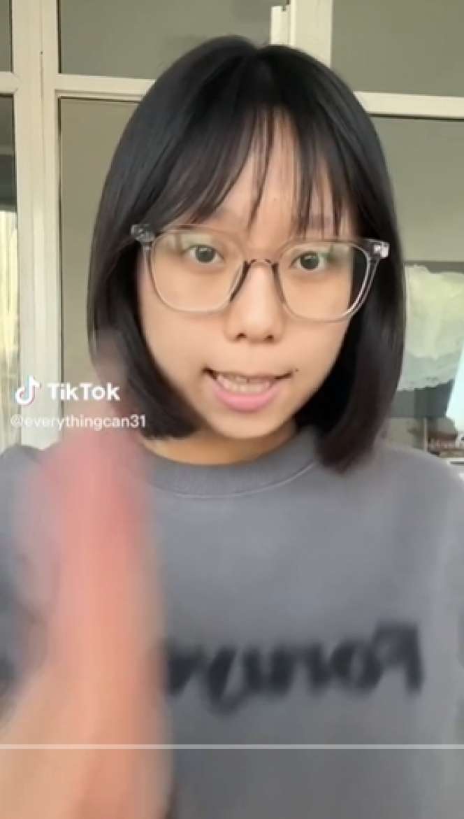 Transformasi Cewek Culun Berkacamata Makeup Ala Idol Kpop, Hasilnya Bak Beda Orang, Plek Ketiplek Artis Korea