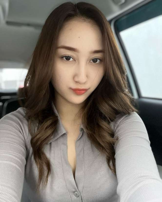 Ingat Sandrina IMB 3? Gadis Lincah Itu Berubah Jadi Cantik bak Barbie, Doyan Pamer Body Goals