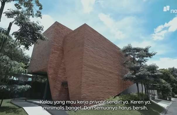 Potret Rumah Tiga Dua Satu Milik Tulus, Super Estetik dan Instagramable Banget!
