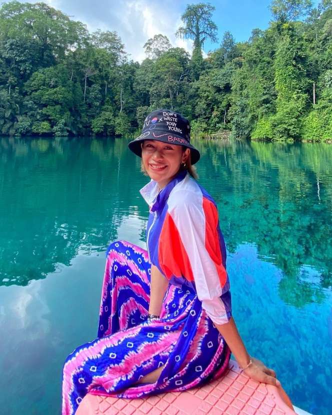 10 Potret Rumah Baru Farida Nurhan, Mantan TKW Sukses, Super Mewah Ngalahin Artis!