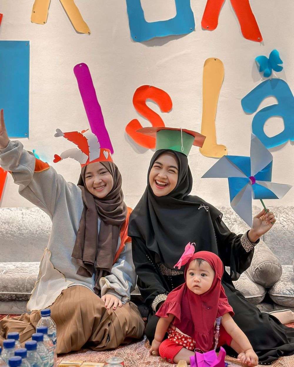 Potret Nissa Sabyan Momong Baby Moana, Netizen: Sudah Cocok Jadi Ibu
