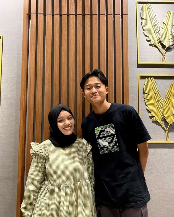 Potret Sosok Sebenarnya Seleb TikTok 'Kembaran' Putri Delina