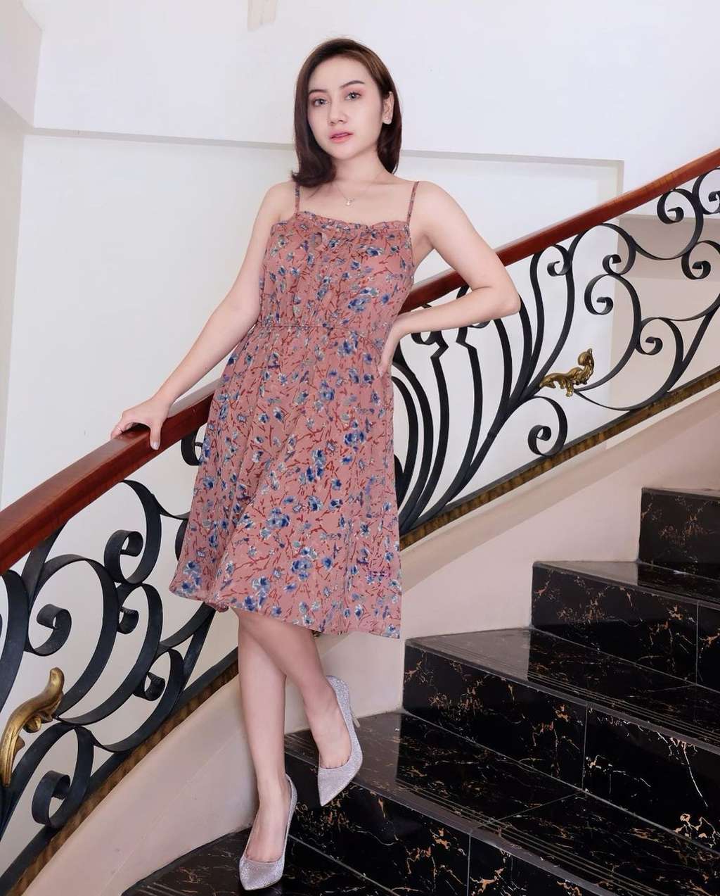 Potret Selebgram Marsya Ayu Annisa, Mama Muda yang Bikin Netizen Sering Salfok