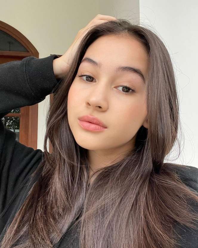 Potret Sandrinna Michelle Kian Berani Bergaya Orang Dewasa