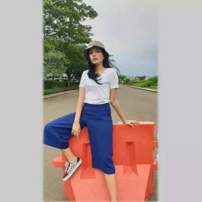 Penampilan Uun 'Istri' Bang Udin Tukang Ojek Pengkolan di Dunia Nyata, Berbeda 180 Derajat