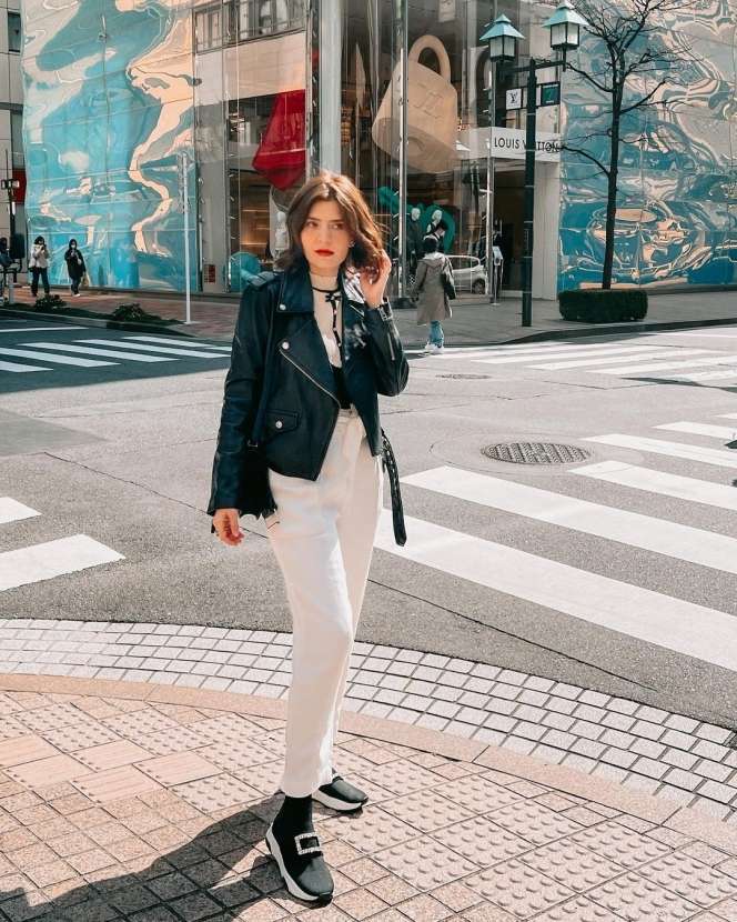 Potret Artis Blasteran yang Sering Dikira Non Muslim, Padahal Mereka Sudah Puasa Sejak Kecil