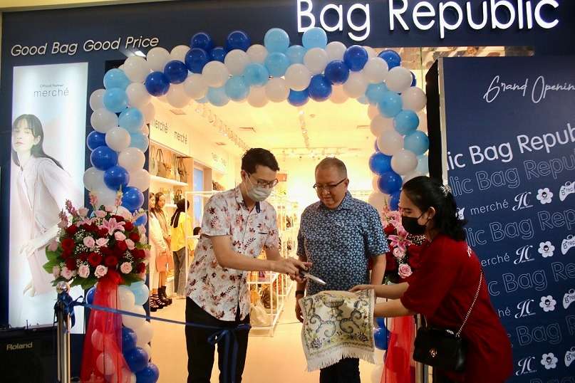 Destinasi Tempat Belanja Tas Merek Lokal di Mal