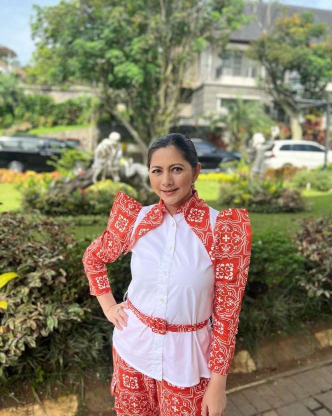 Artis Cantik Model Iklan Sampo Ini Rela Jadi Istri Kedua, Dulu Disebut Tak Akur Kini Hidupnya Berubah Drastis, Kariernya Kian Mentereng!