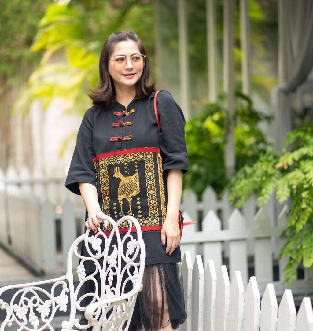 Artis Cantik Model Iklan Sampo Ini Rela Jadi Istri Kedua, Dulu Disebut Tak Akur Kini Hidupnya Berubah Drastis, Kariernya Kian Mentereng!